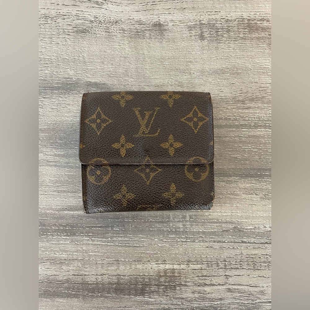 Louis Vuitton Vintage Monogram Elise Compact Wallet
